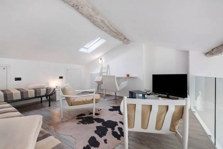 Le Coccinelle Home A เลียร์นา ภายนอก รูปภาพ